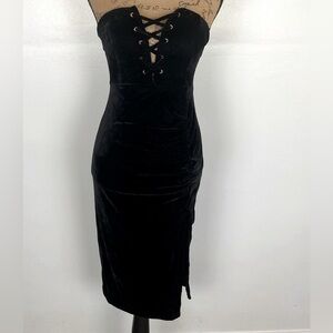 Strapless Velvet Black Dress